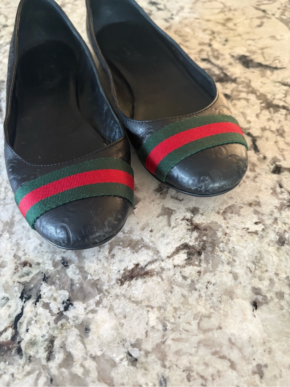 Gucci Black Leather Ballet Flats with Green and Red Web Stripe - Picture 3 of 4